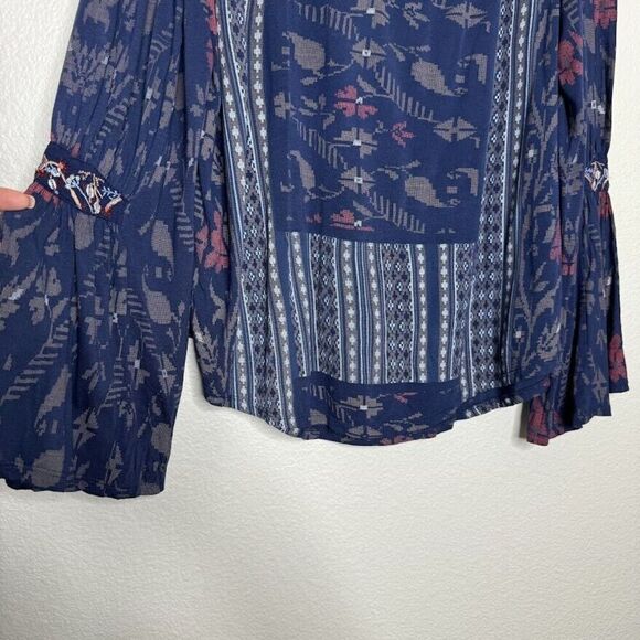 Lucky Brand Top Large Blue Square Stitch Print Embroidered V-Neck Boho Peasant - Picture 5 of 10